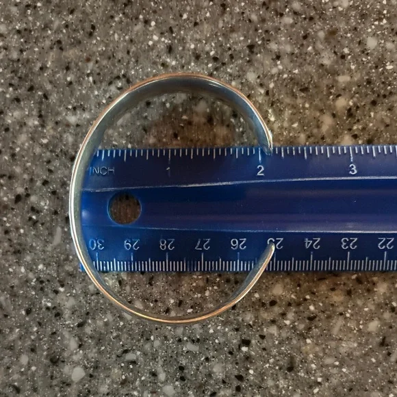 Rare Eden Hand Arts Apple Logo Cape Cod Cuff Bracelet HTF - Picture 9 of 9